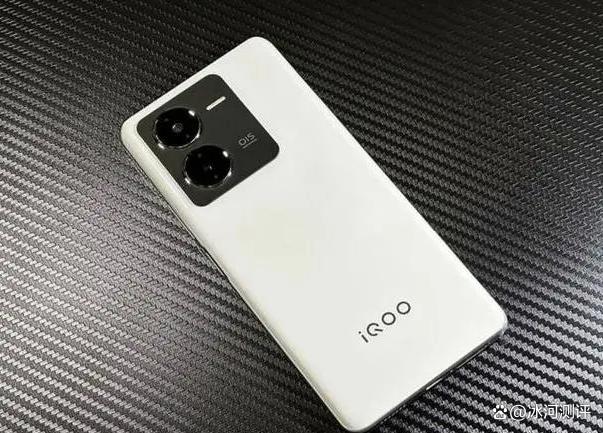 2024智能手机性价比之王红米Note 13 Pro、iQOO Z9与荣耀200！(图4)